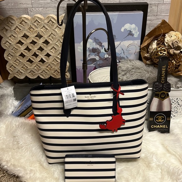 kate spade Handbags - Kate Spade  MARLEE CRAB TOTE  and Striped Large Continental Matching Wallet